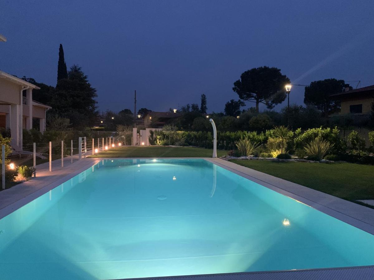 Villa Meri Manerba del Garda Luaran gambar