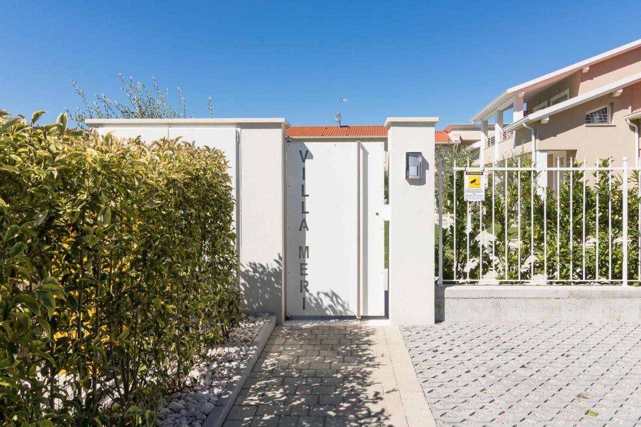 Villa Meri Manerba del Garda Luaran gambar
