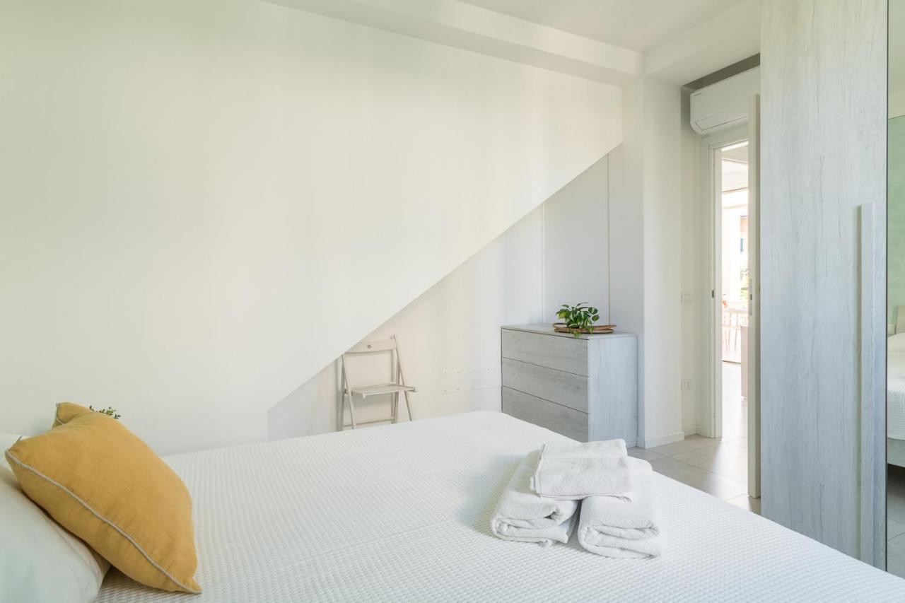 Villa Meri Manerba del Garda Luaran gambar
