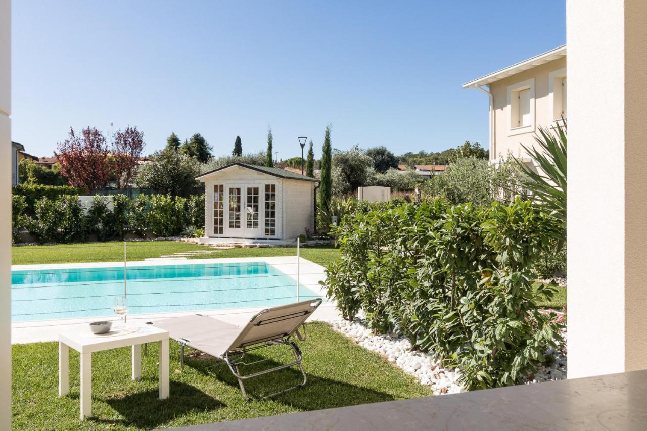 Villa Meri Manerba del Garda Luaran gambar