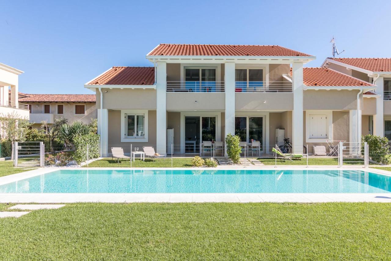 Villa Meri Manerba del Garda Luaran gambar